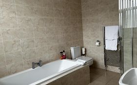 The Inglewood Hotel *Adults Only*